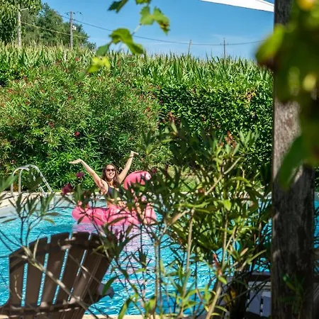 Pyrenees Les Trois Montagnes